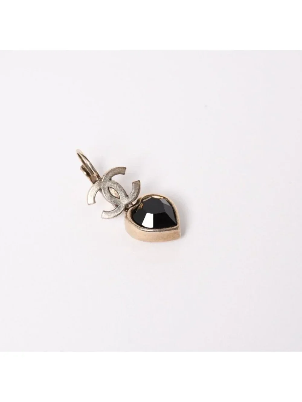 Chanel Earrings CC Logo Heart Black Silver 06